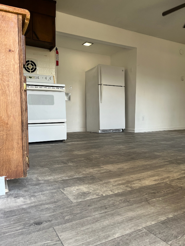 143 Hendricks Blvd - Photo 2 of 12