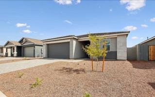 featured image of 7679 W Saddlehorn Rd