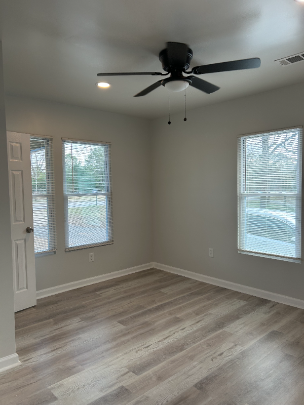 3060 Millerfield Rd - Photo 5 of 6