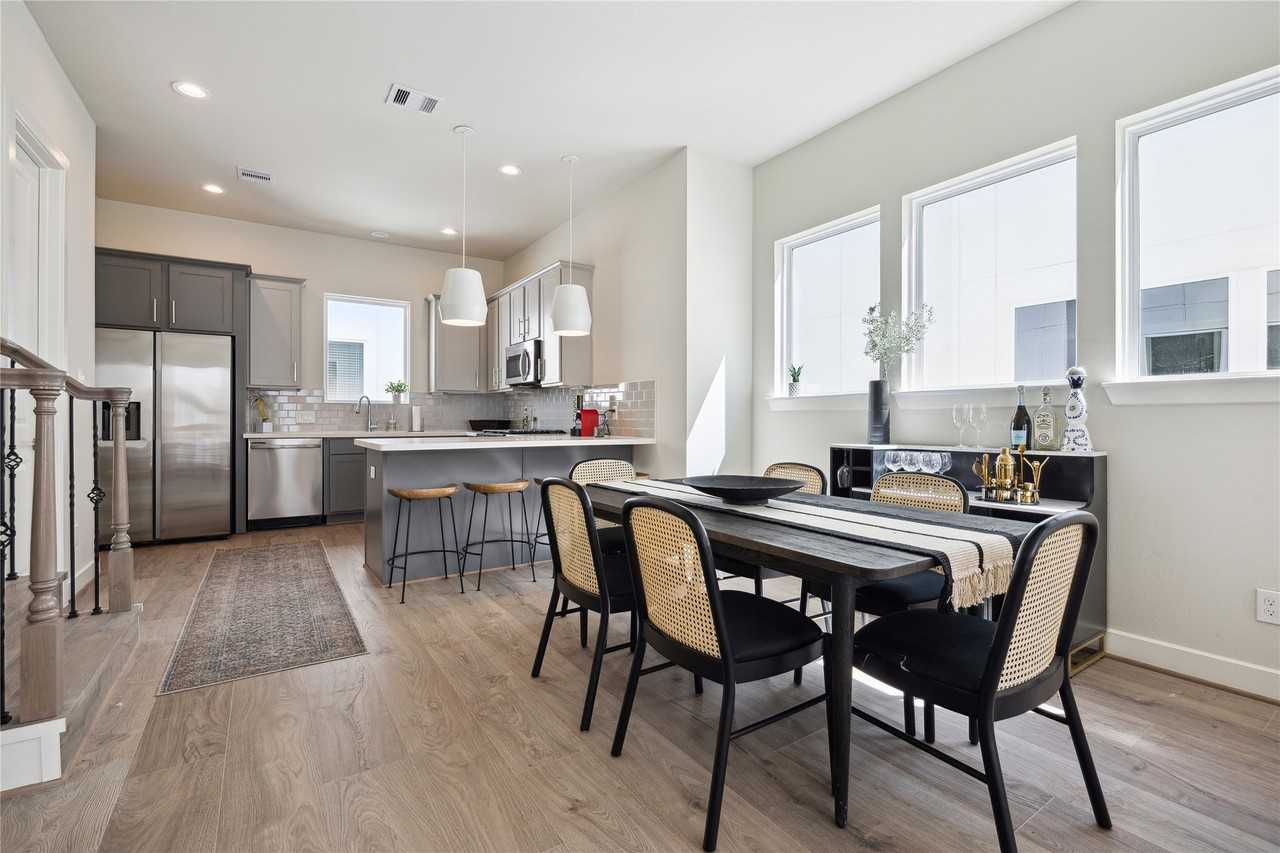 137 Eastwood St #137 - Photo 5 of 7