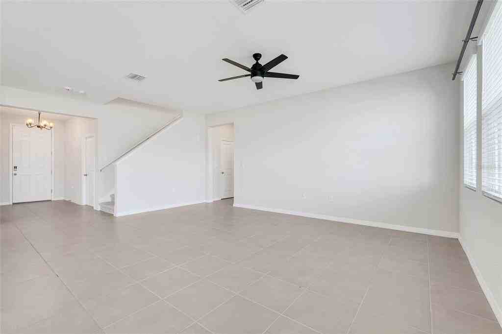 8910 Sw 50th Ave #8910 - Photo 3 of 39