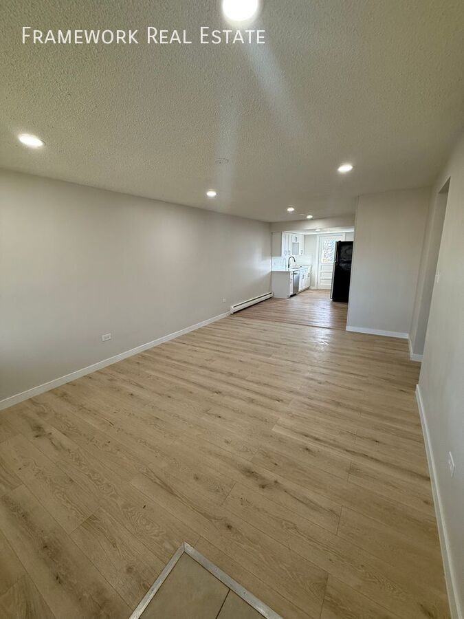 4380 Moore St #1 - Photo 2 of 18