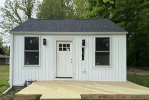 featured image of 1072 Vineland Rd