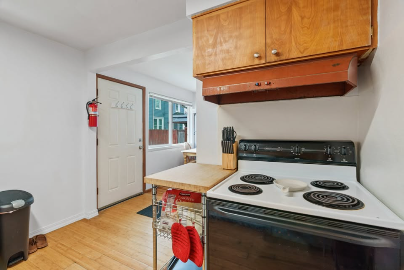 45 E Euclid Ave #3 - Photo 3 of 7