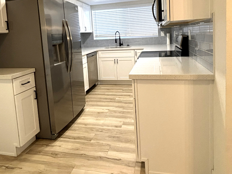 13327 N 26th Ave - Photo 6 of 18