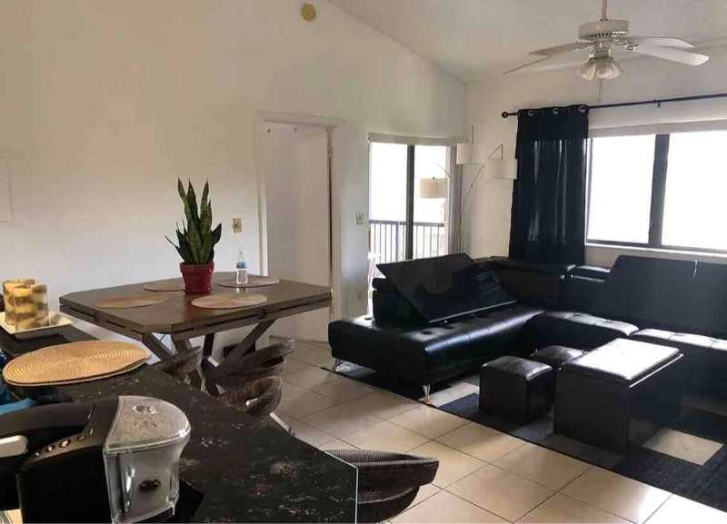 2445 Sw 18th Ter #9 - Photo 4 of 26