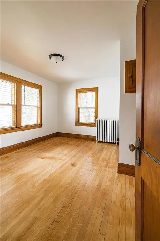 1319 Dayton Ave - Photo 3 of 17