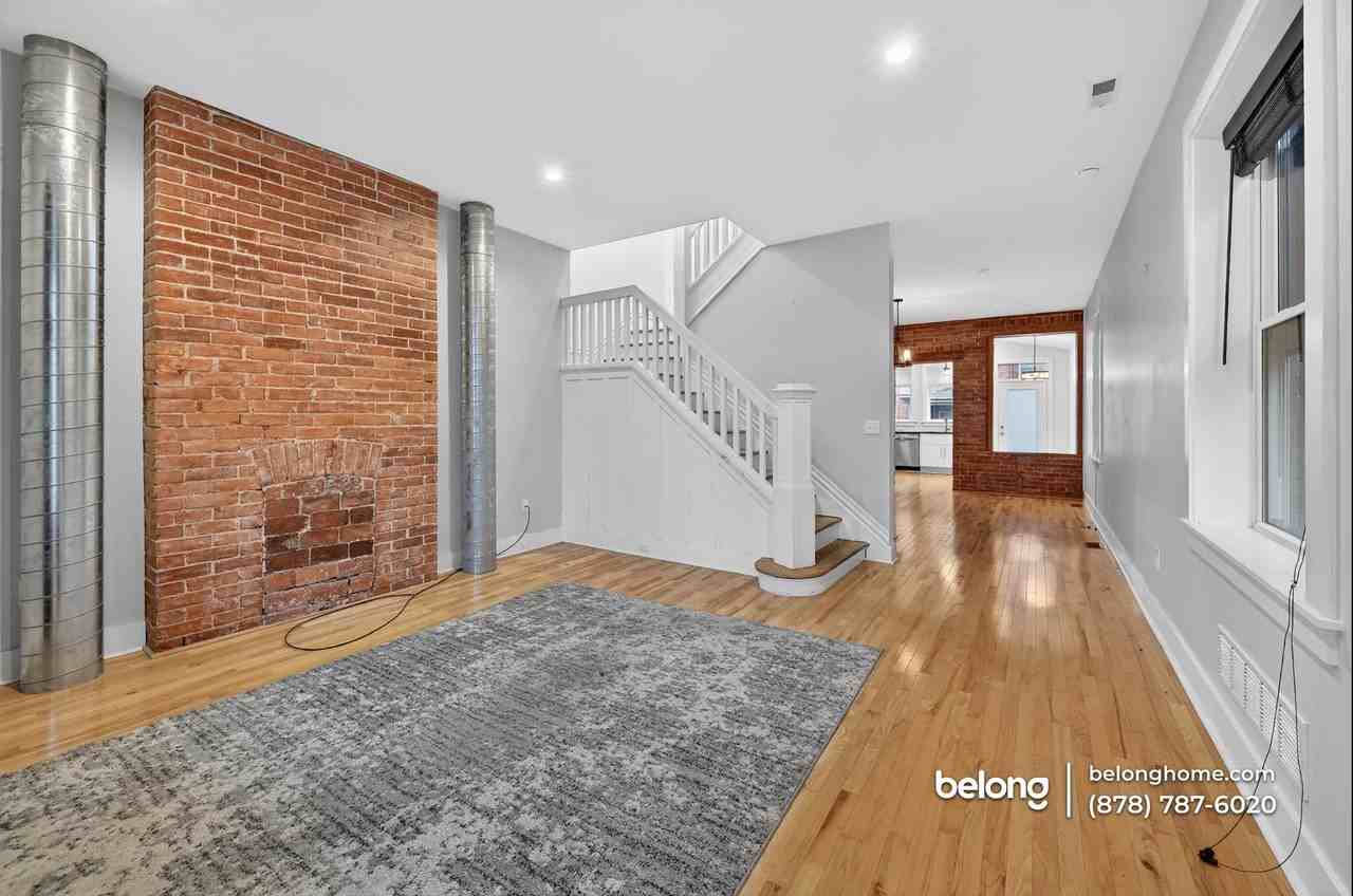 5549 Columbo St - Photo 2 of 30