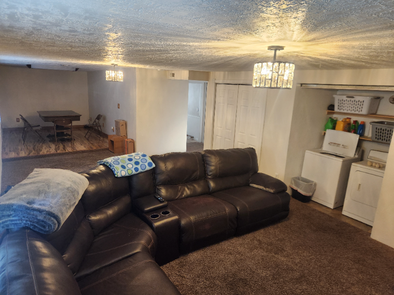 1846 N Stallion Ln - Photo 7 of 15