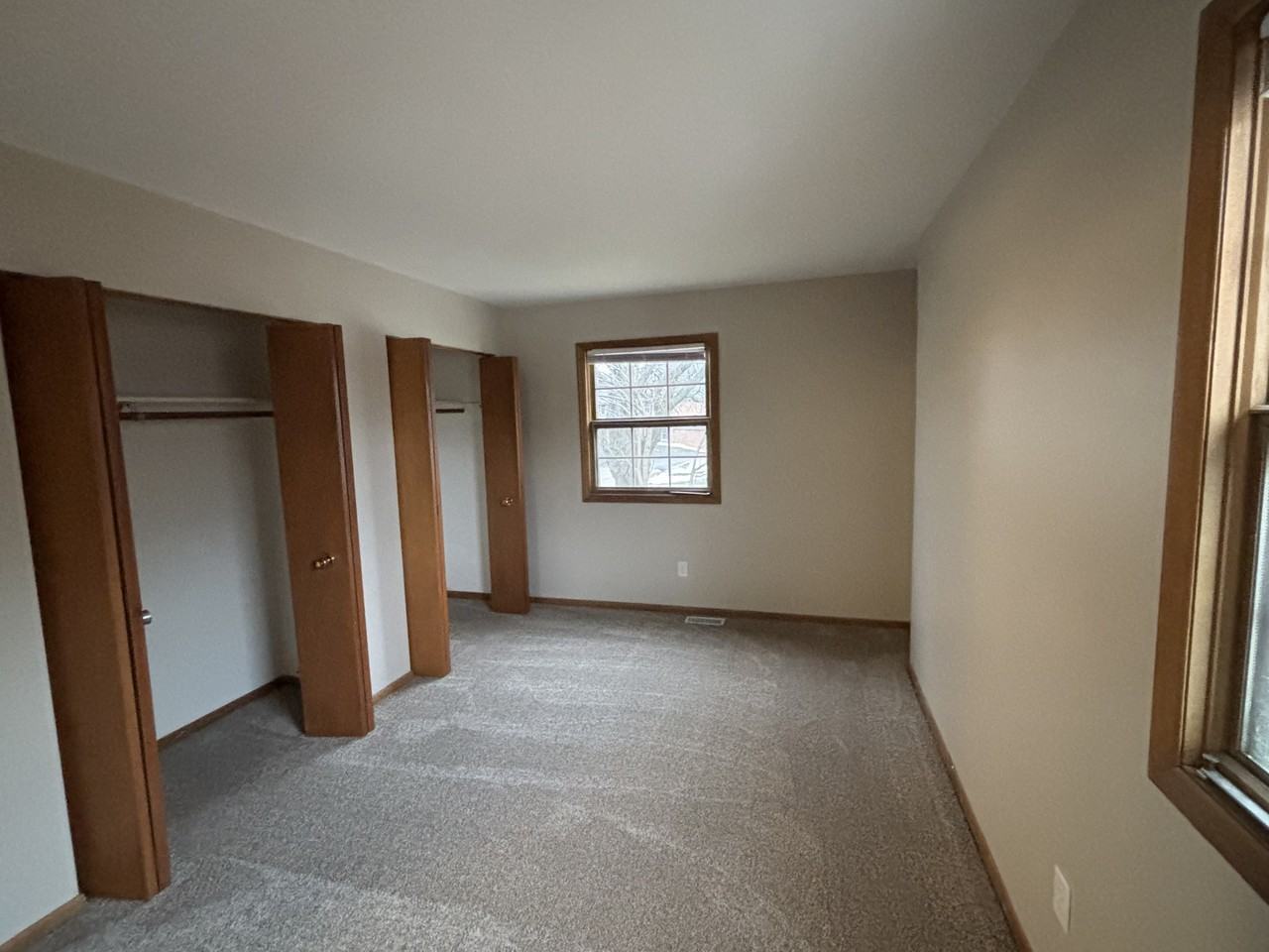 5723 34th Ave #5723-3 - Photo 6 of 8