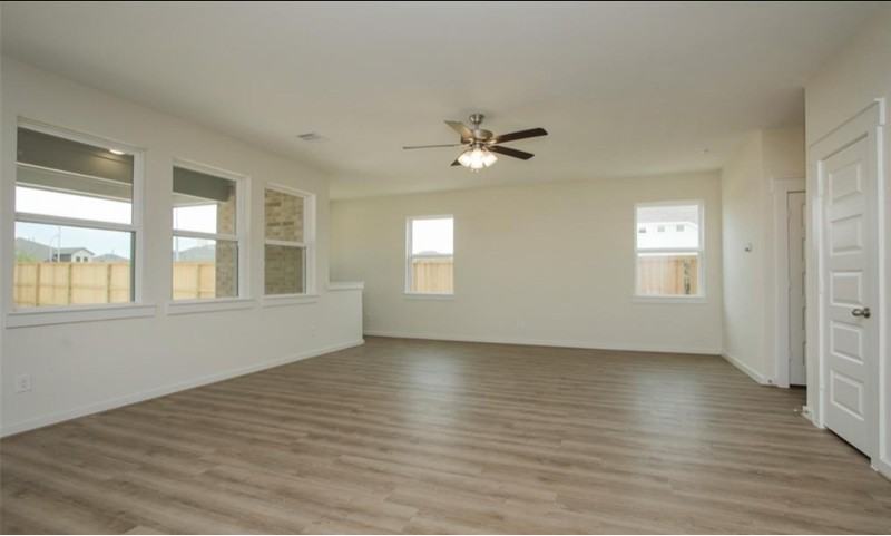 7546 Coral Terrace Dr - Photo 2 of 10