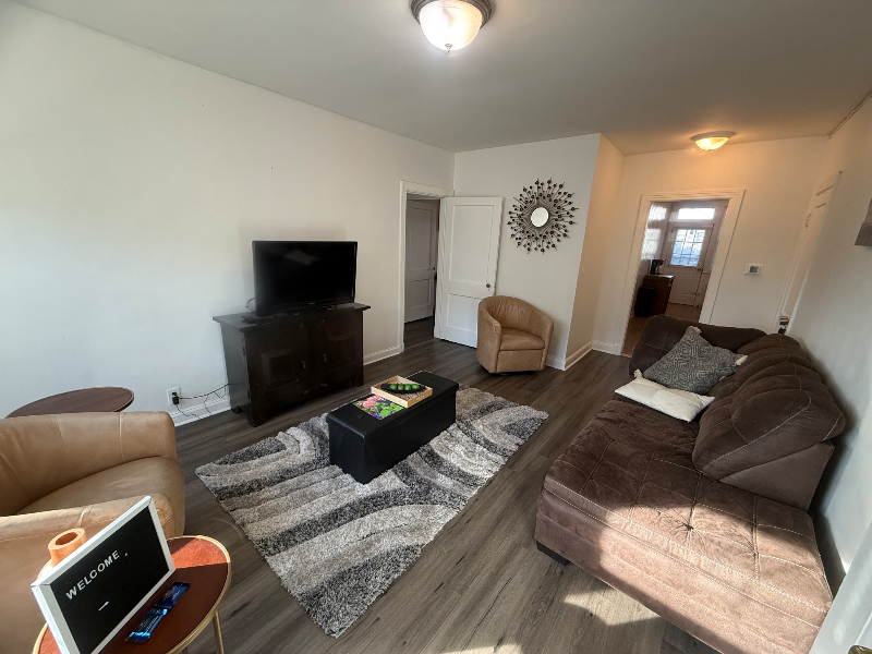 441 Manor Pl Nw #2 - Photo 2 of 10