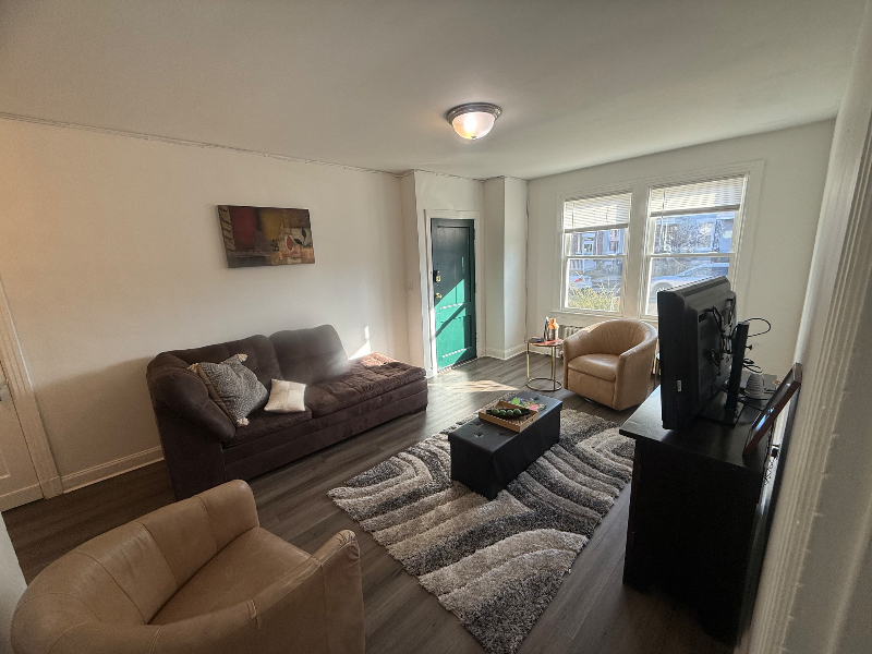 441 Manor Pl Nw #2 - Photo 3 of 10