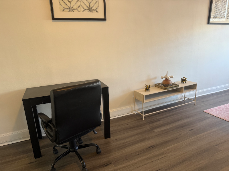 441 Manor Pl Nw #2 - Photo 5 of 10