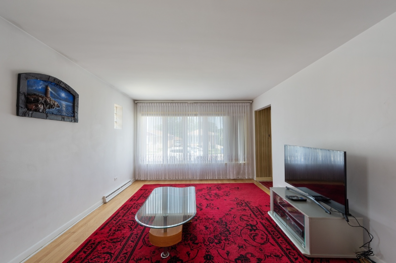 4728 N Newland Ave - Photo 5 of 10