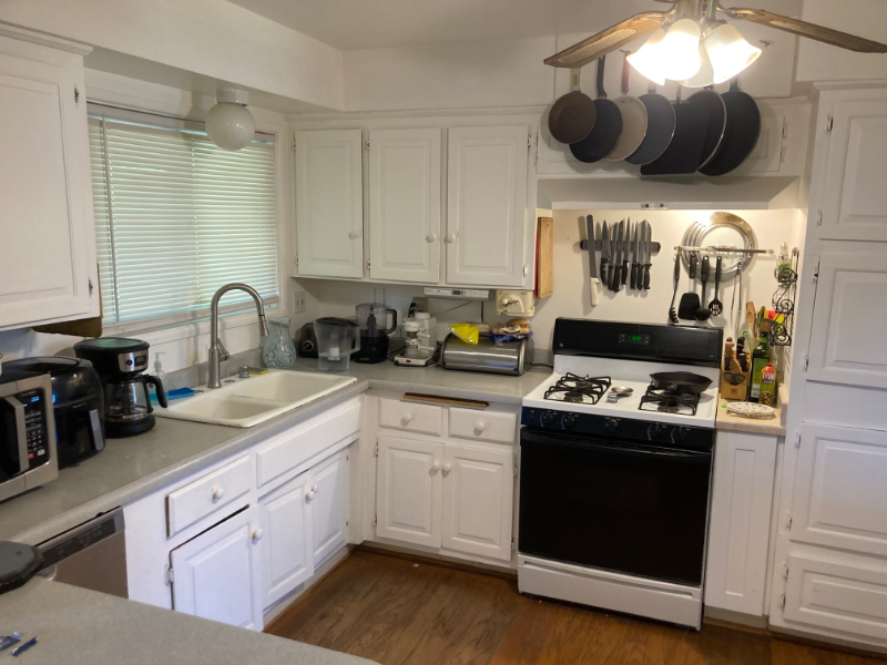 8831 Debra Ave - Photo 4 of 12