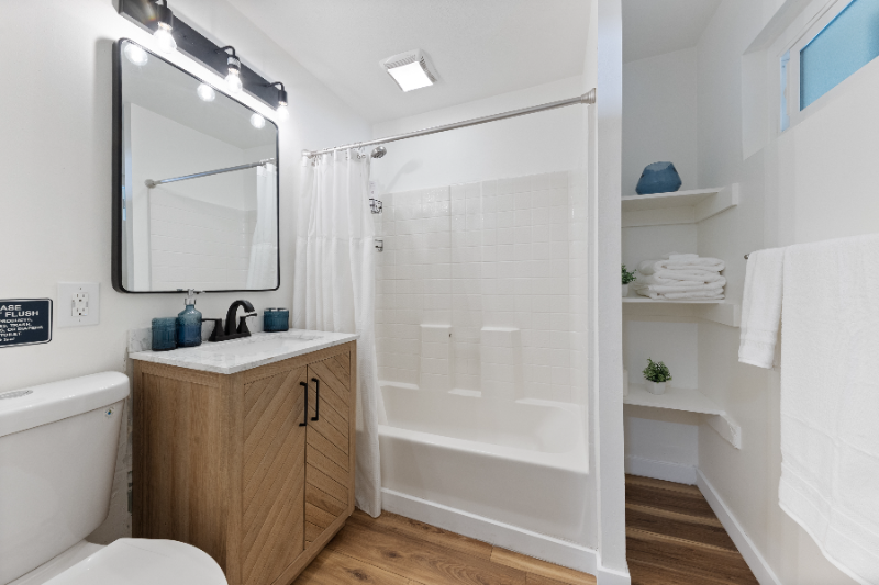 227 S Main St - Photo 7 of 18