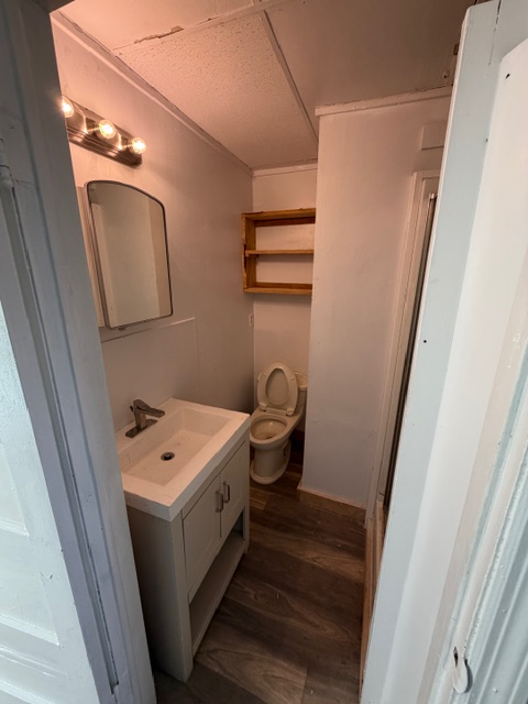 370 Front St #2 - Photo 4 of 6