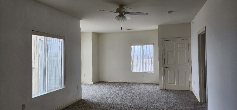 1923 63rd St #301 - Photo 7 of 13