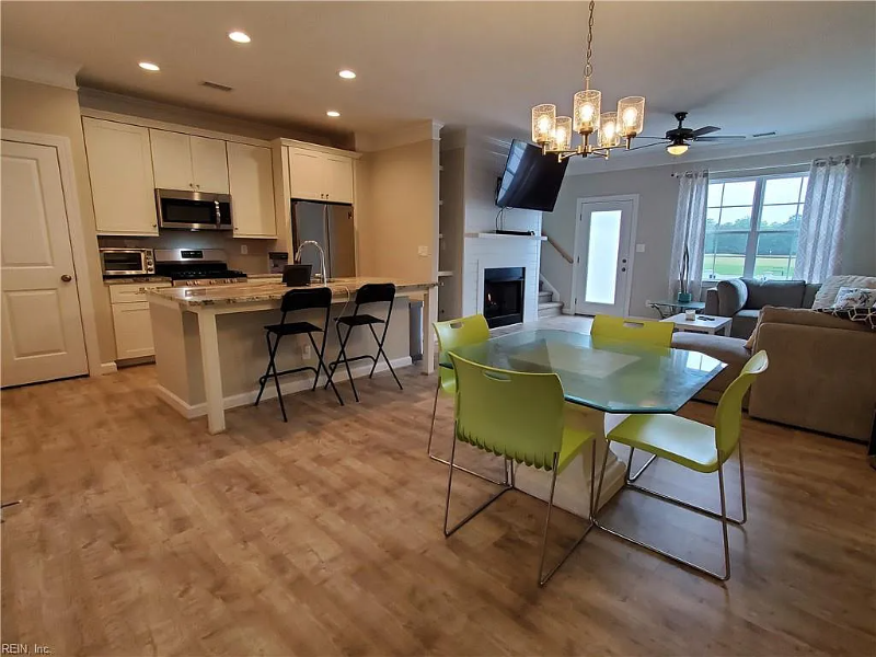 5297 Sports Club Run #103 - Photo 5 of 11