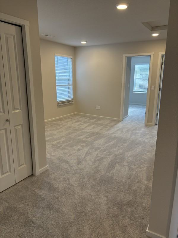 11729 Ne 28th St - Photo 6 of 12