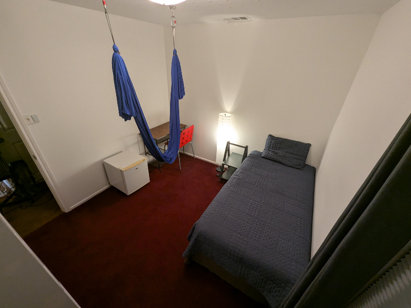 3814 Starhill Dr - Photo 2 of 12