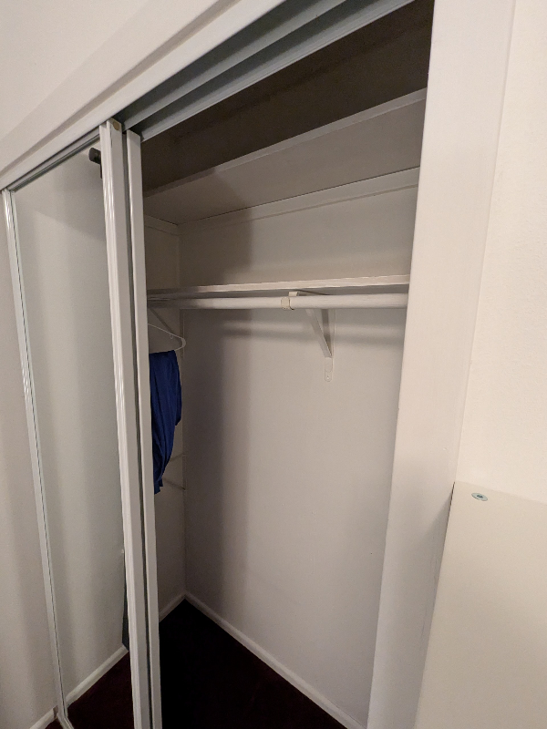 3814 Starhill Dr - Photo 5 of 12