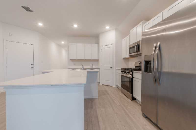 448 Keefer - Photo 4 of 20