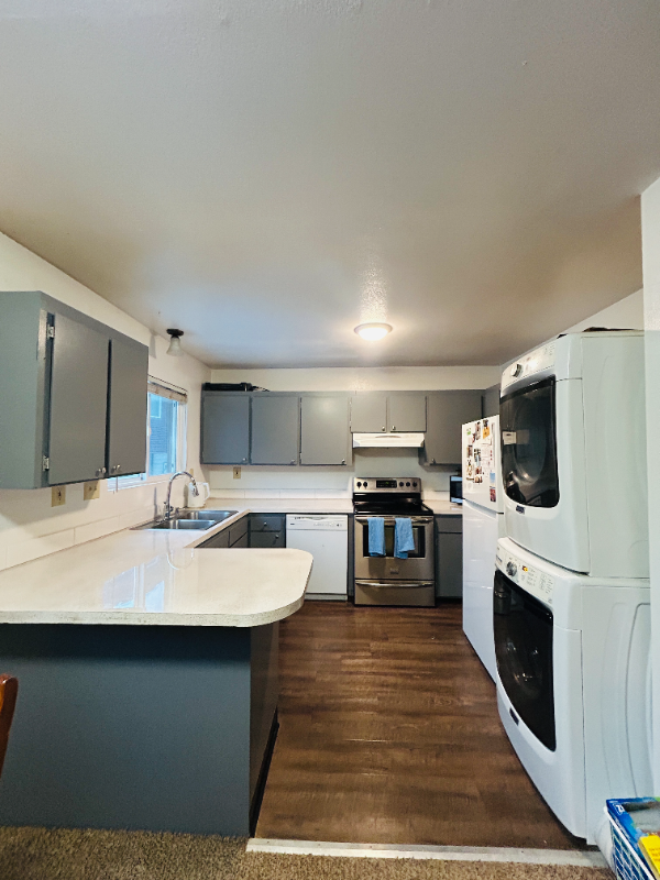 227 E 12th Ave #3 - Photo 5 of 13