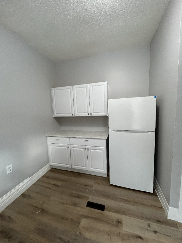 510 Cortland Ave #2ndFL - Photo 3 of 16