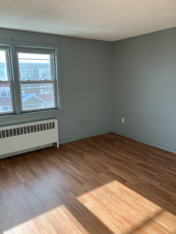 928 Wethersfield Ave #5 - Photo 4 of 8