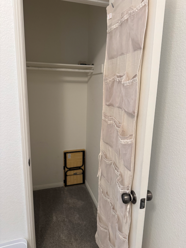 604 Kellogg St - Photo 3 of 6