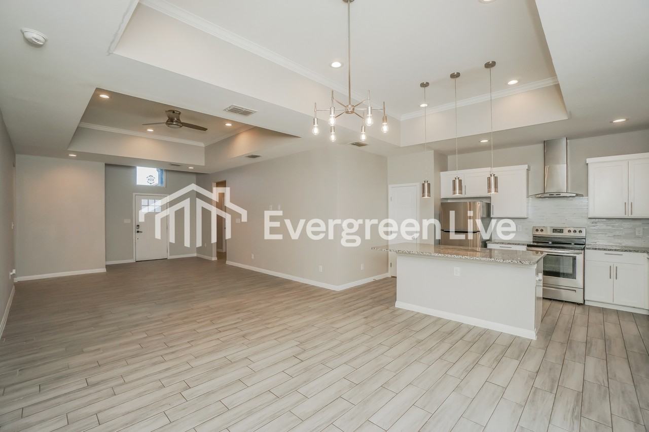 1226 El Porvenir Dr - Photo 4 of 15