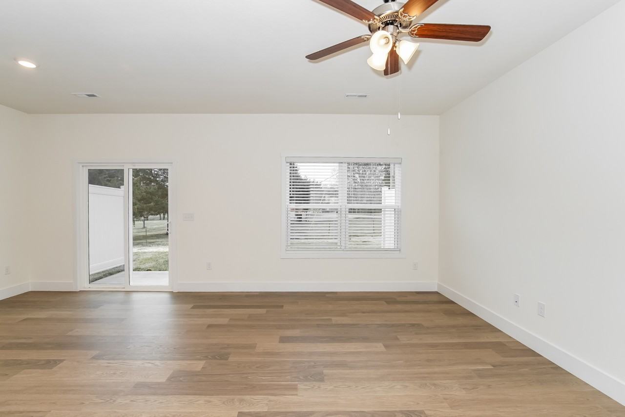 2541 Legg Creek Ln - Photo 7 of 30