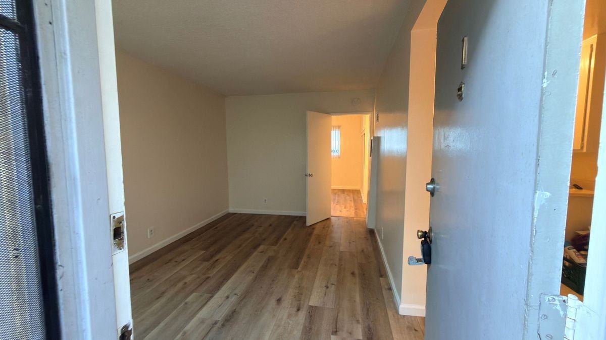 1451 Redondo Ave ##1 - Photo 2 of 13