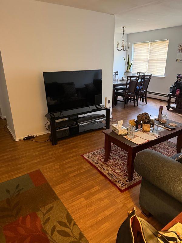 76 Manchester Ct - Photo 5 of 11