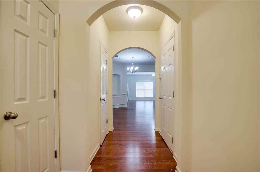 354 Beynon Ter - Photo 2 of 25