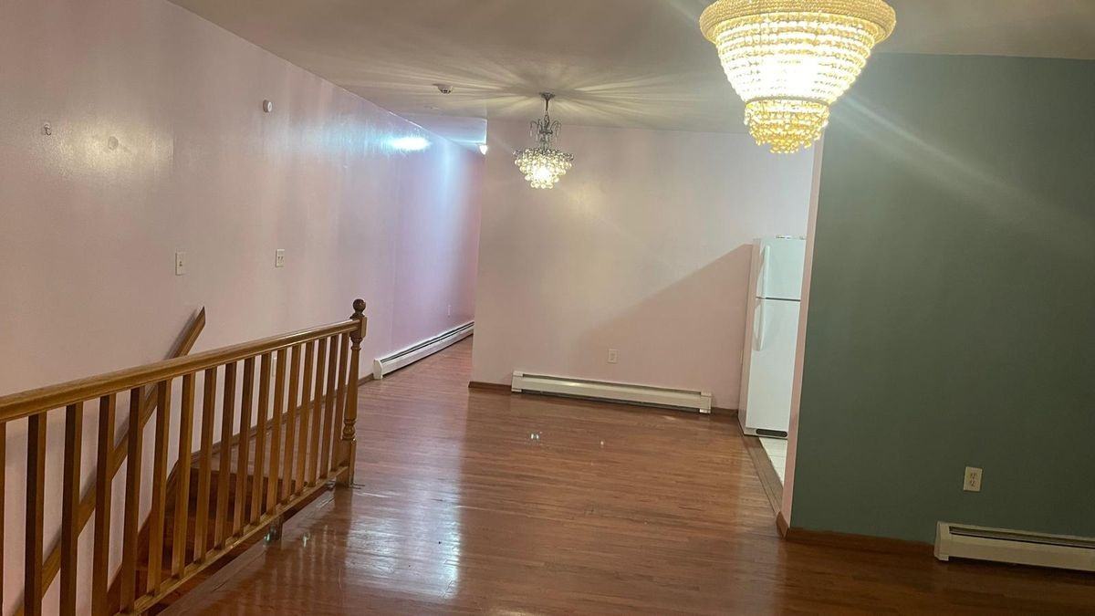 2462 Pitkin Ave - Photo 3 of 4