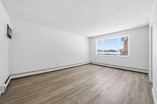 Grenada Arms - Photo 1 of 1