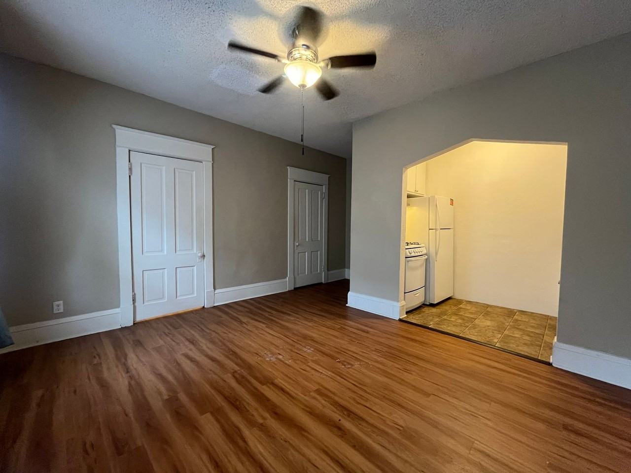 309 Dayton - Photo 6 of 17