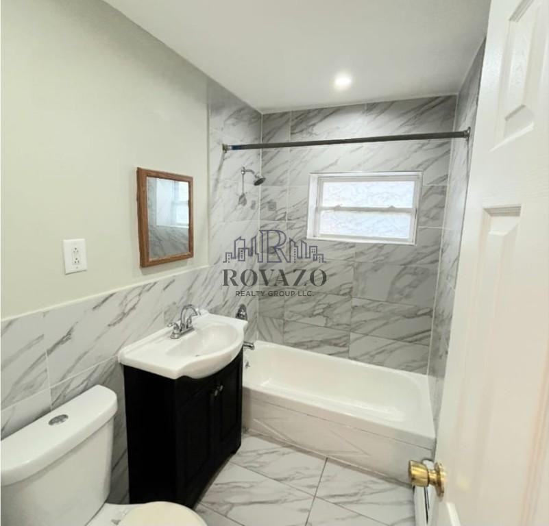 111 Lincoln Avenue #22B, 18A - Photo 2 of 5