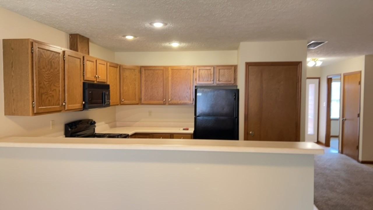 Seventh & Pine - Photo 2 of 12