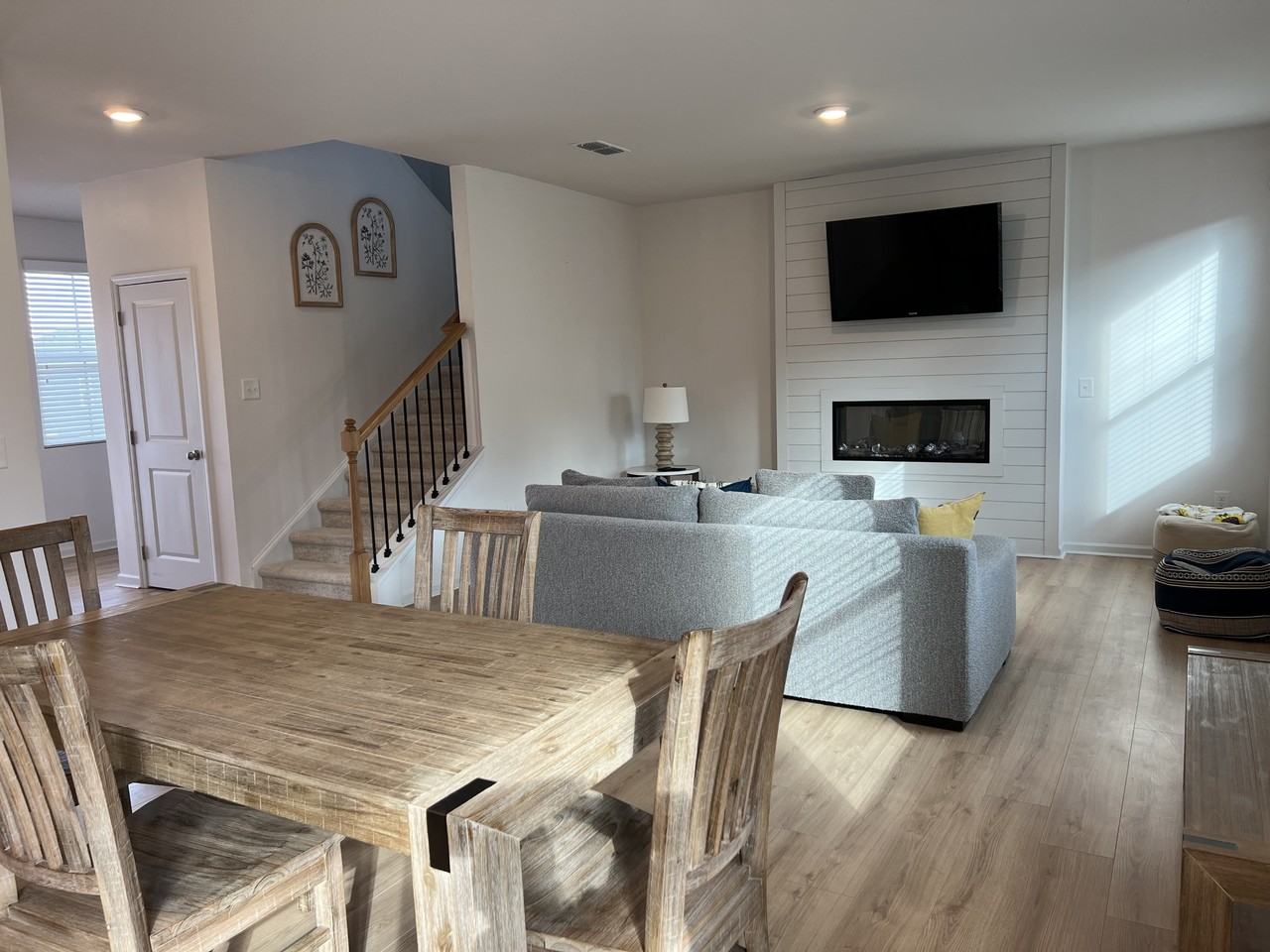 218 Lookout Dr #1 - Photo 4 of 10