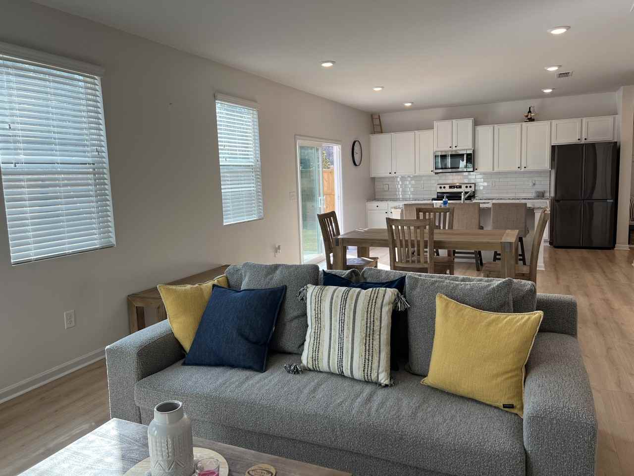 218 Lookout Dr #1 - Photo 5 of 10