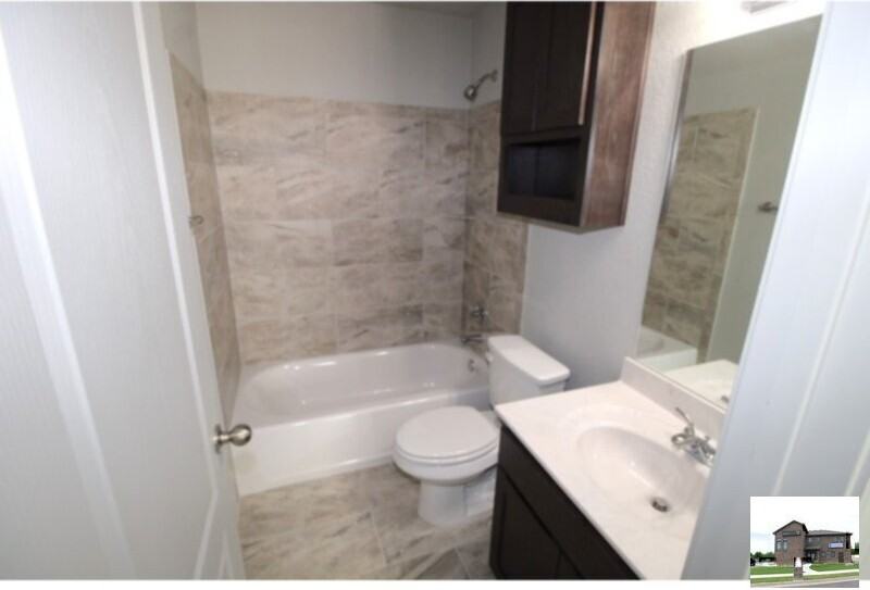 131 Cameron Ct #A - Photo 6 of 8