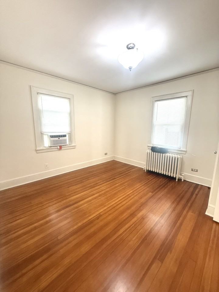 217 River Road Ext #1stFL - Photo 5 of 13