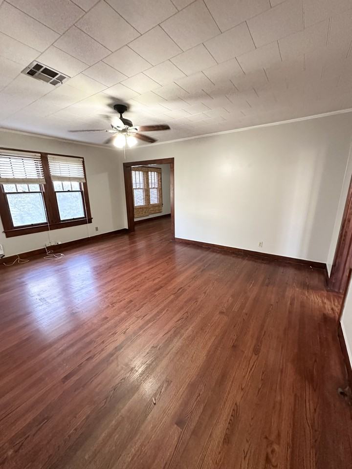 1312 W University Ave #NA - Photo 5 of 15