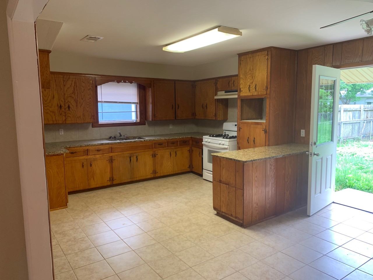 406 Turner St #NA - Photo 4 of 14