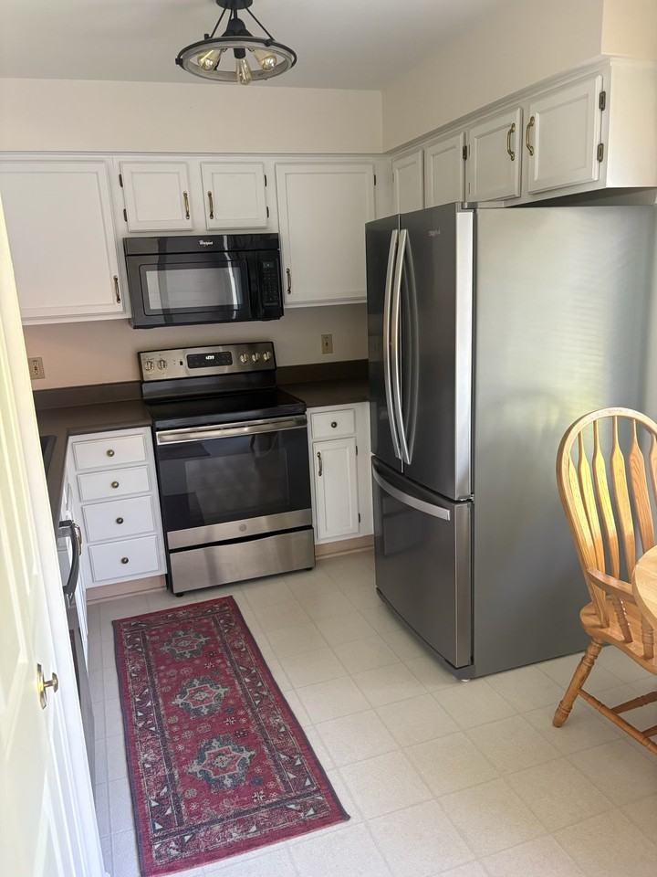 8976 Woodbridge Dr #8976 - Photo 4 of 12