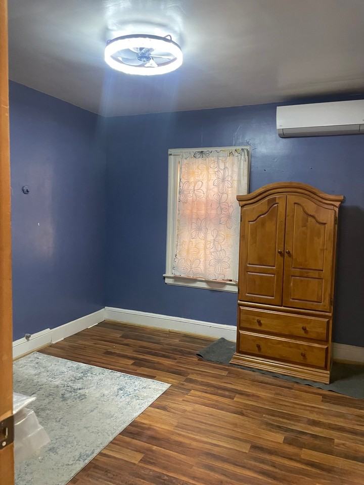 45 Campbell Ave #2 - Photo 3 of 8